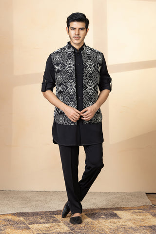 BLACK ARTSY JACKET KURTA SET