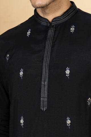 RAJVI  VELVET JACKET KURTA SET