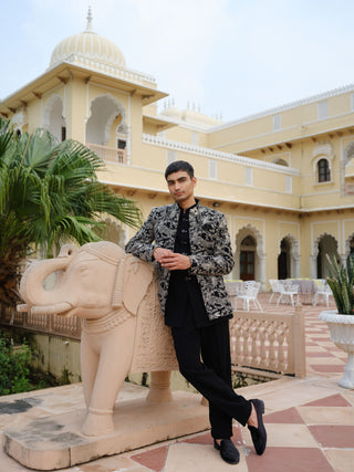 KINGLY BLACK SHRUG JODHPURI